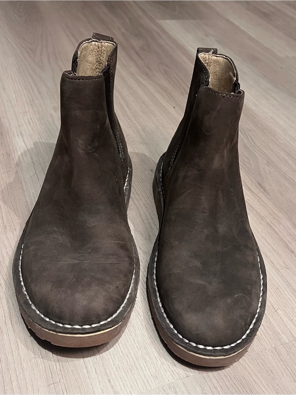 Women’s LL Bean Brown Slip-On Chelsea Boots - Picture 2 of 5